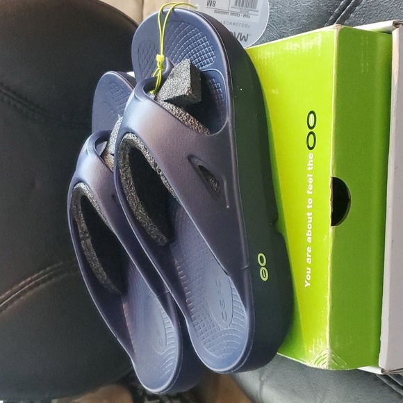 Genuine OOFOS M8/W10 NAVY main image 4
